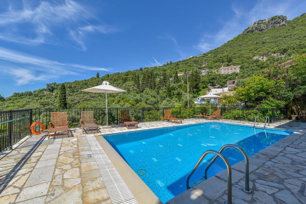 Villa Christina Nisaki  Exterior foto